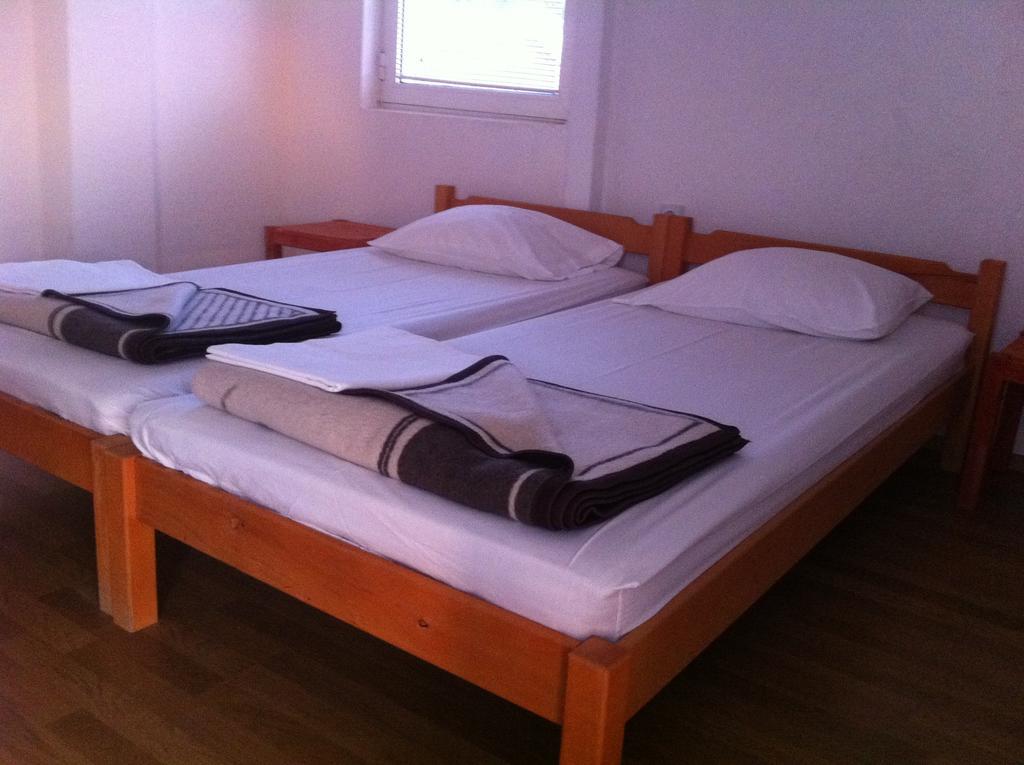 Guest House Lokoski Peštani Quarto foto